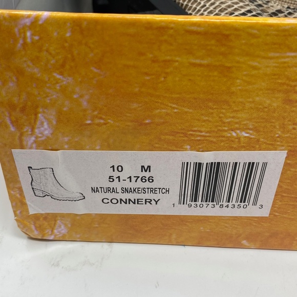 Bella Vita Womens Size 10 M Connery Boots Natural Snake Stretch Fabric Side Zip - Picture 12 of 12